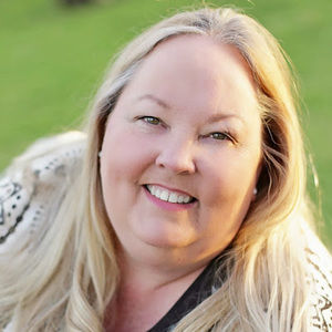 Meet your Posher, Robin overby